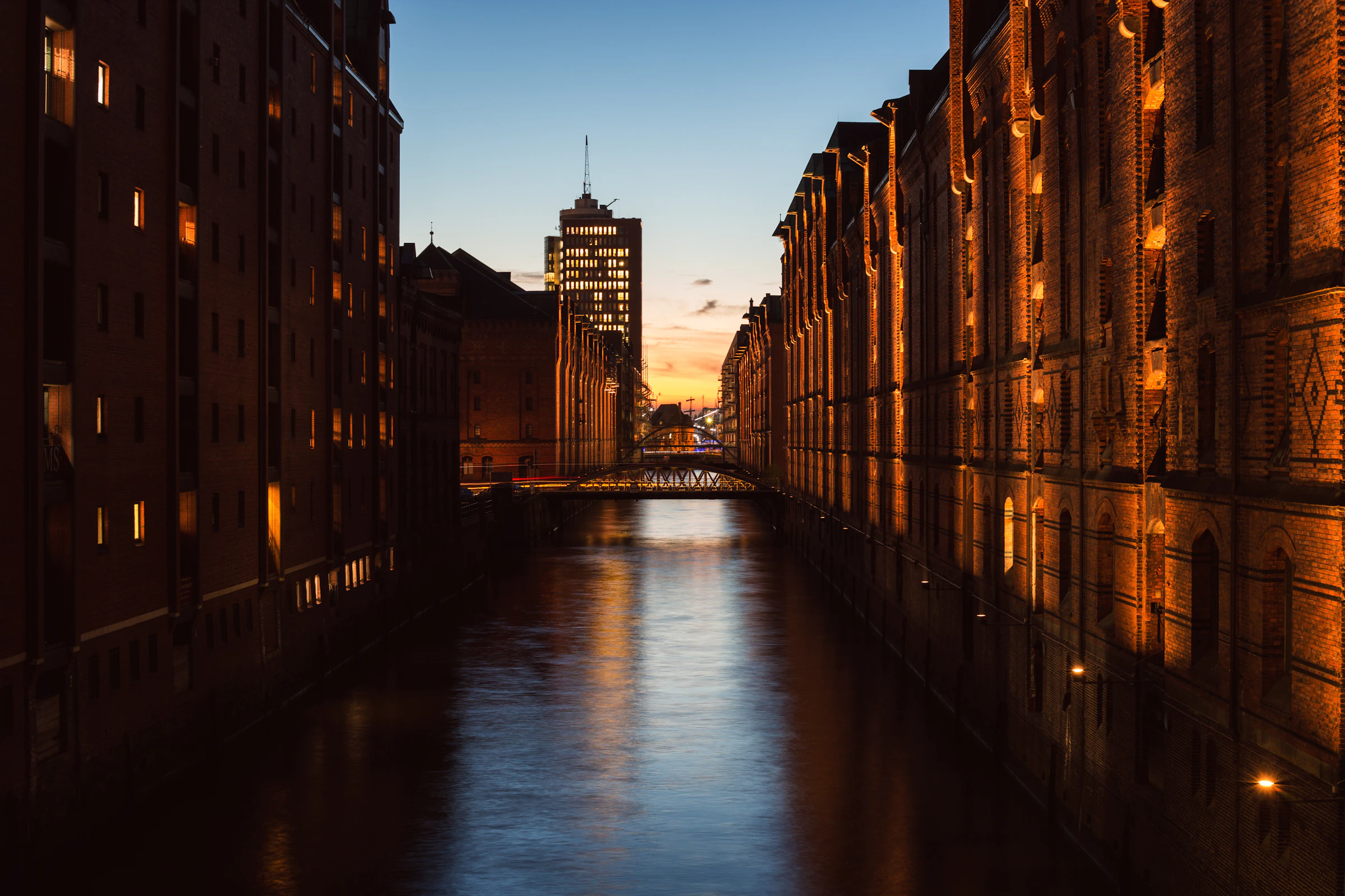 Speicherstadt in Hamburg im Abendlicht