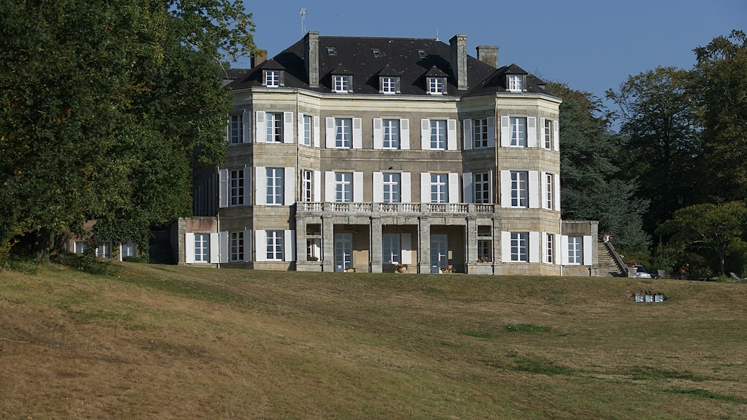 Château photo spot Locguenole France