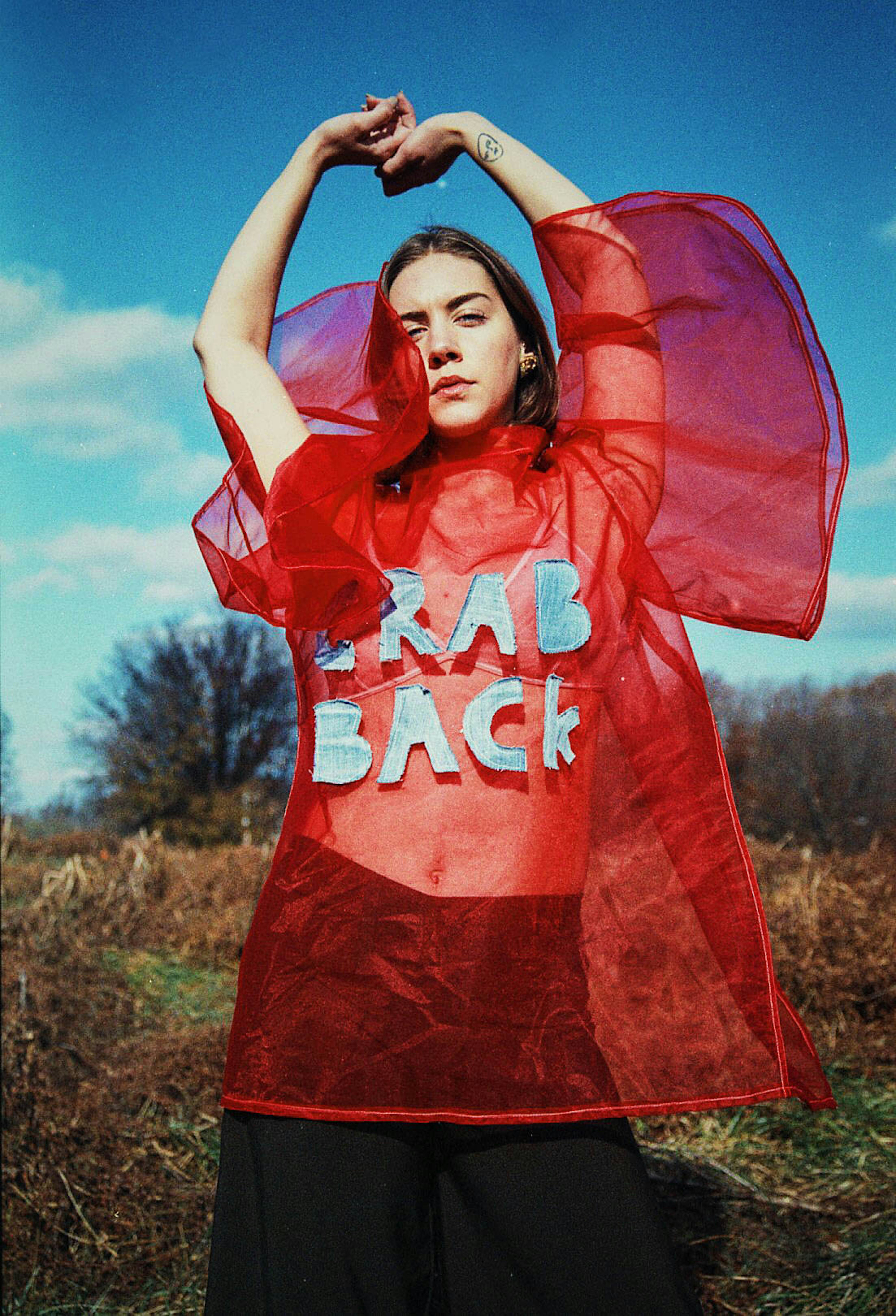 photo-1542330450480-547dc23c73c8?ixlib=rb-1.2.1&ixid=eyJhcHBfaWQiOjEyMDd9&auto=format&fit=crop&w=941&q=80