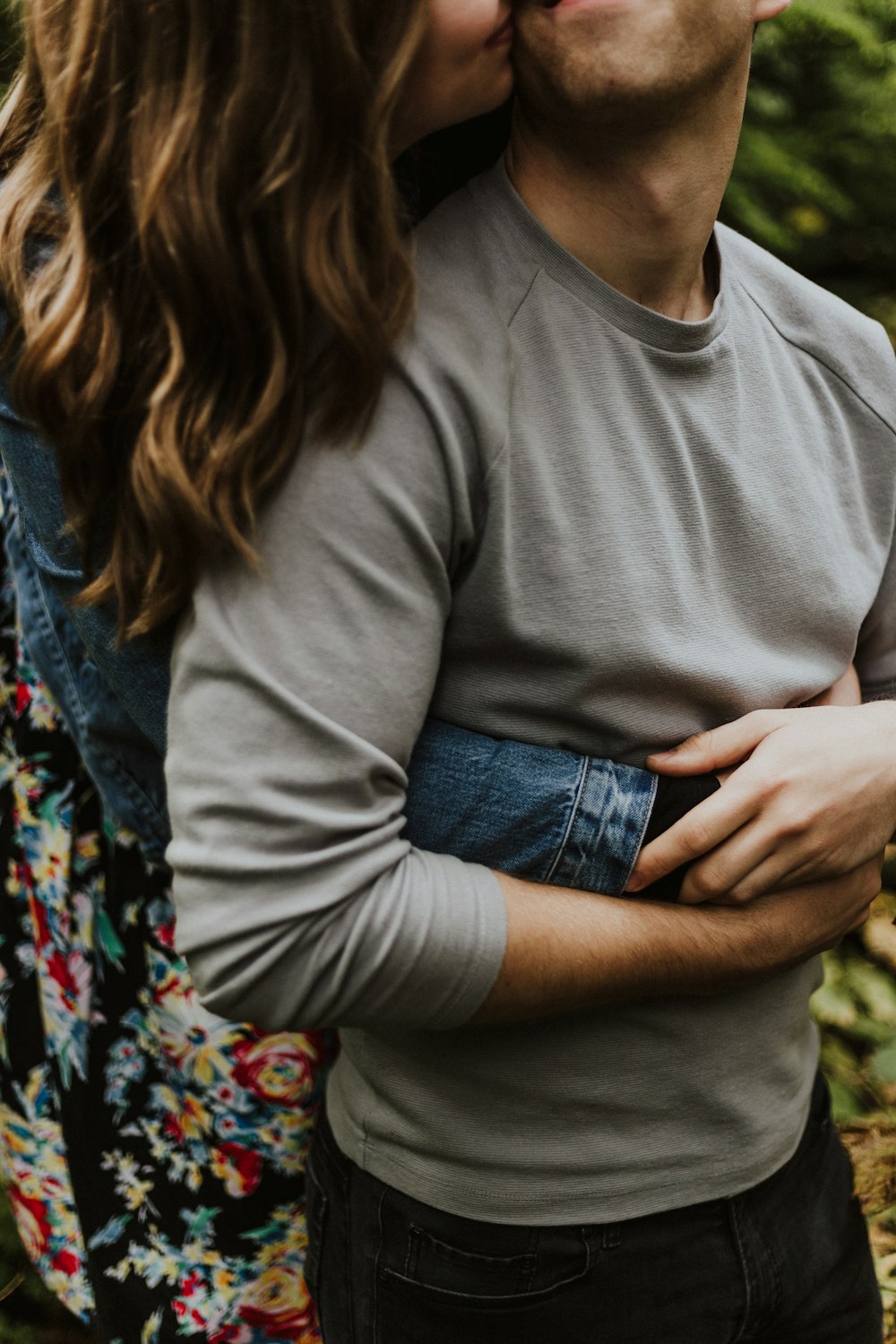 woman hugging man