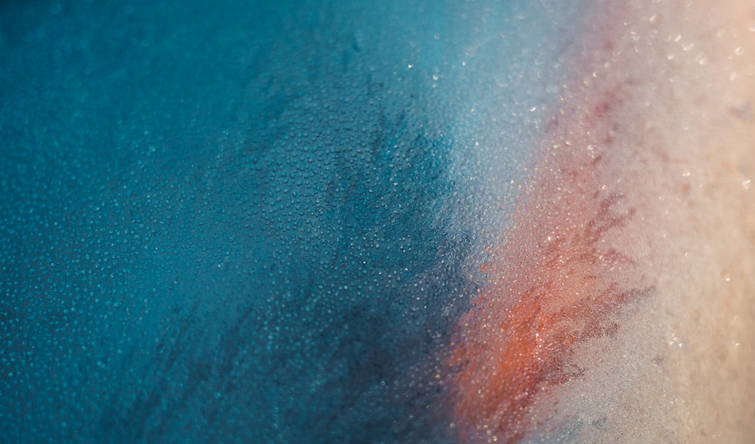 a close up of a window with water drops on it, Drops on the glass