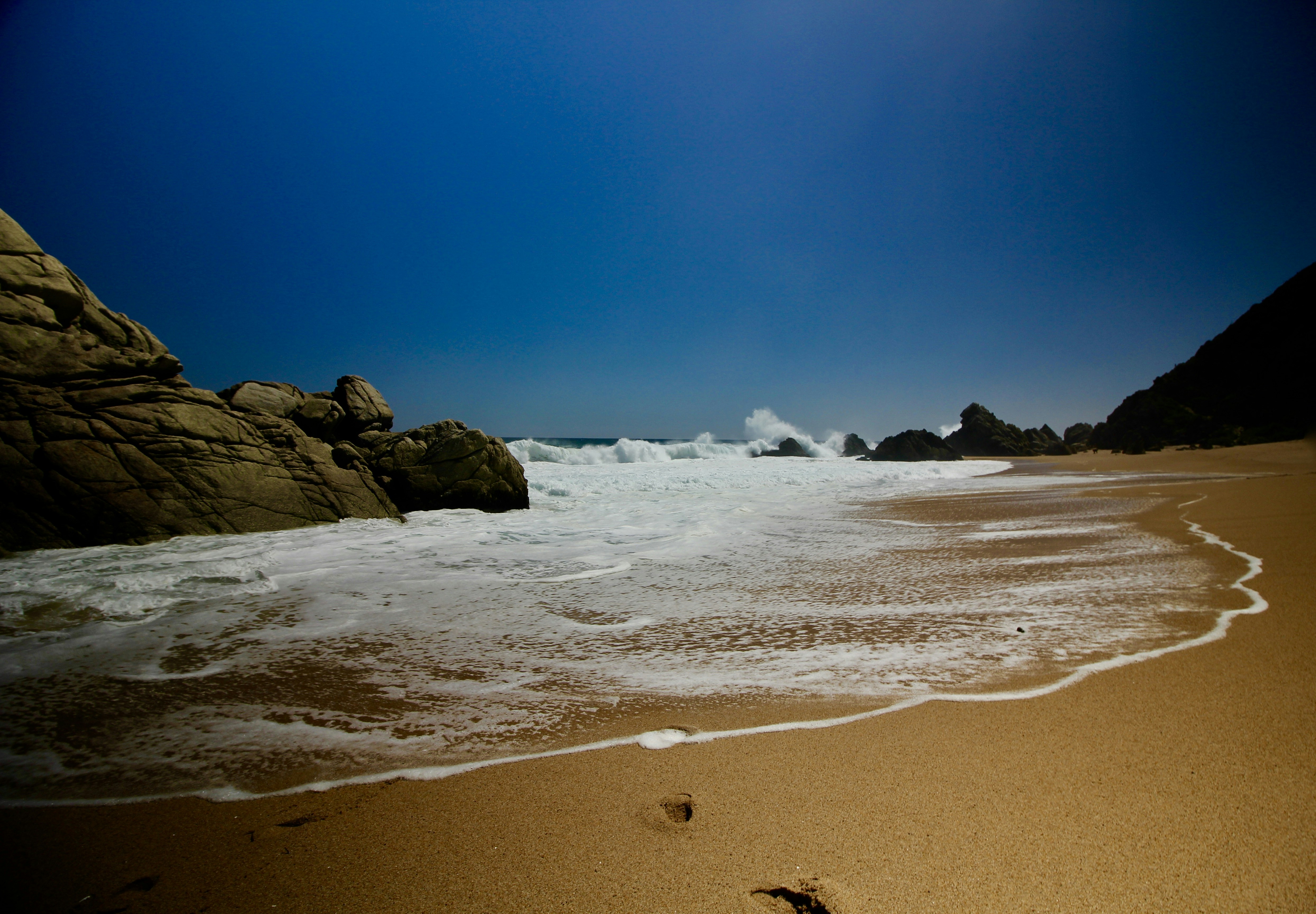 Photo by ginoorellana