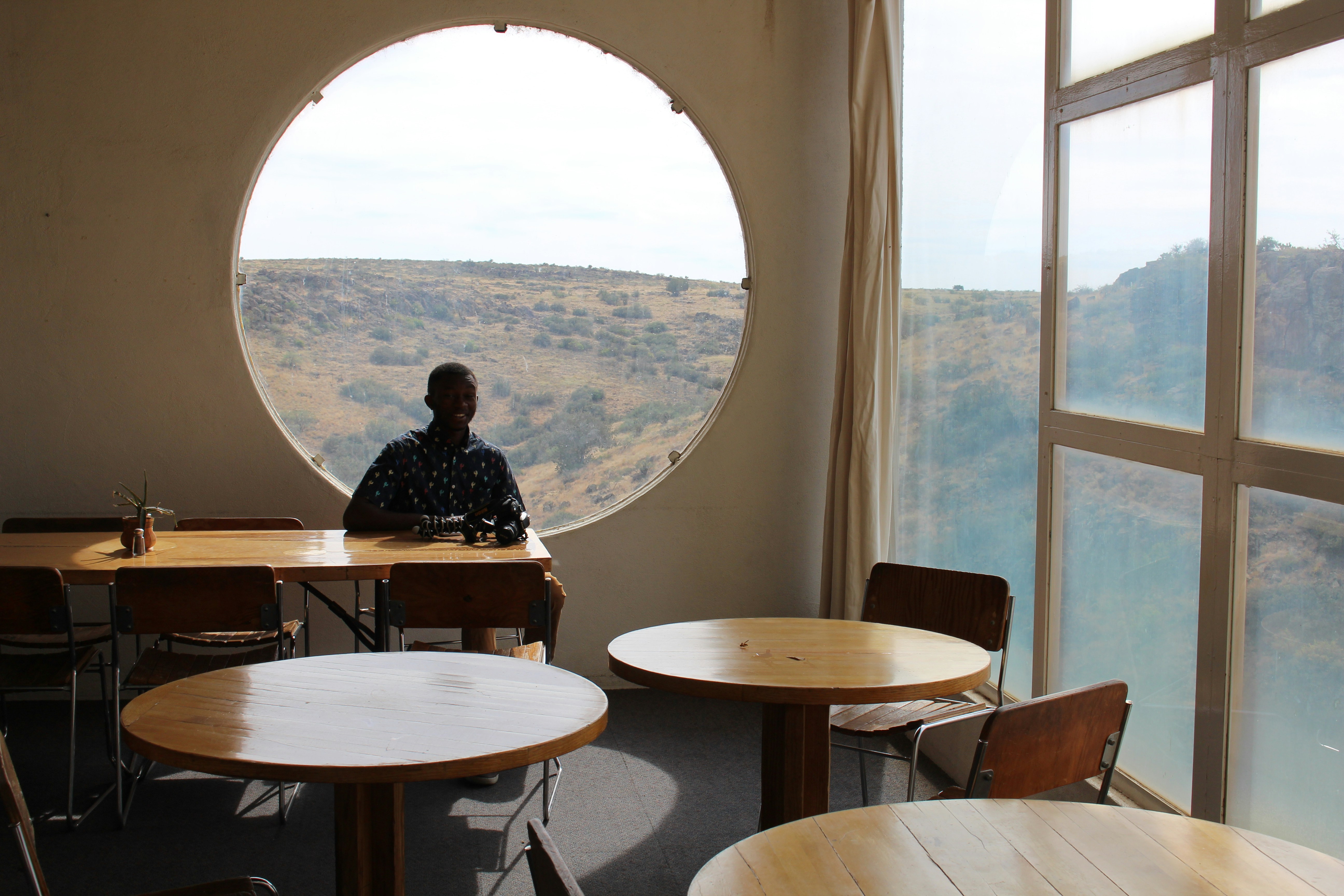 great photo recipe,how to photograph man sitting on chair near window