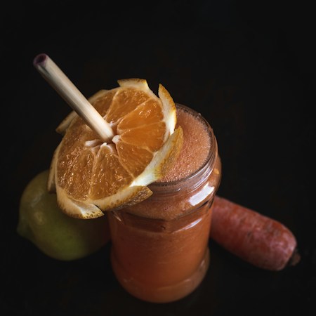The Fresh Ritual: Juicing for Natural Energy and Everyday Glow