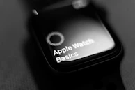 A detailed image of an Apple Watch screen displaying a useful app tip.