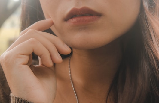 women's face close-up photography