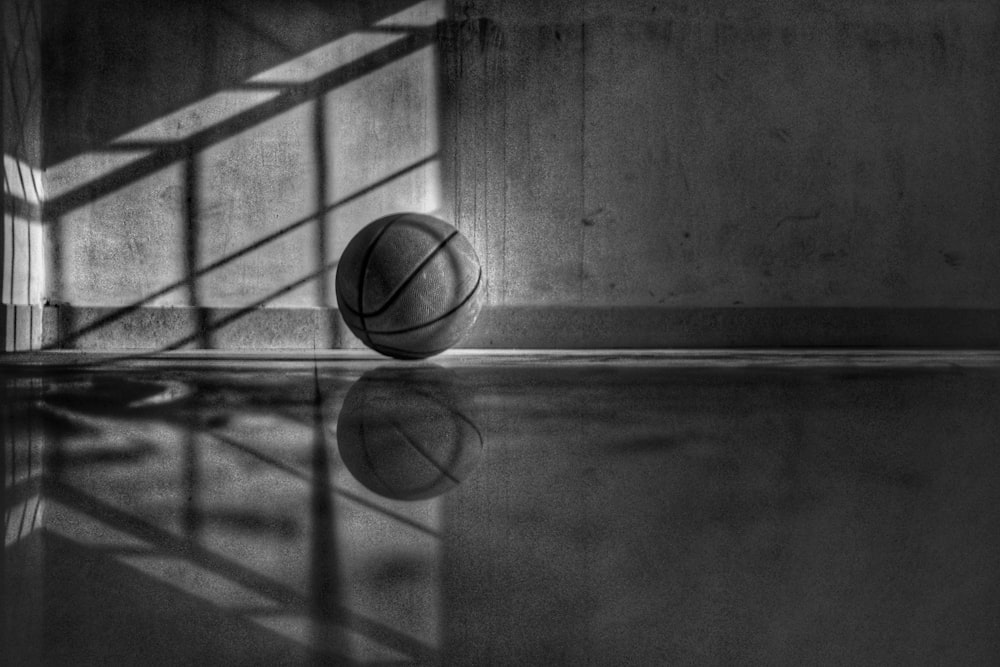 fotografia de bola de basquete