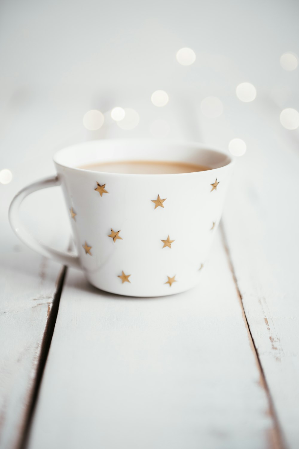 Mug en céramique blanche