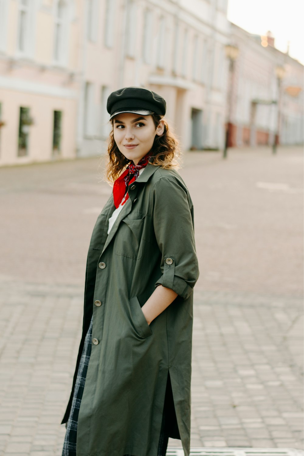 smiling woman posing outdoor