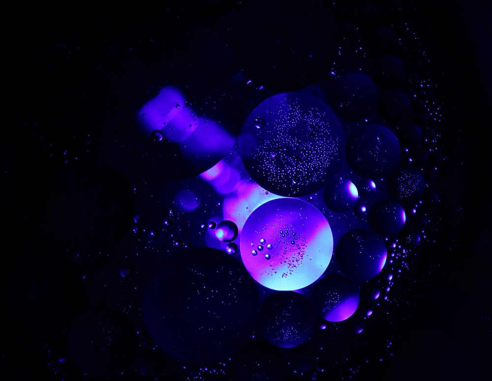 high contract photography of blue bubbles