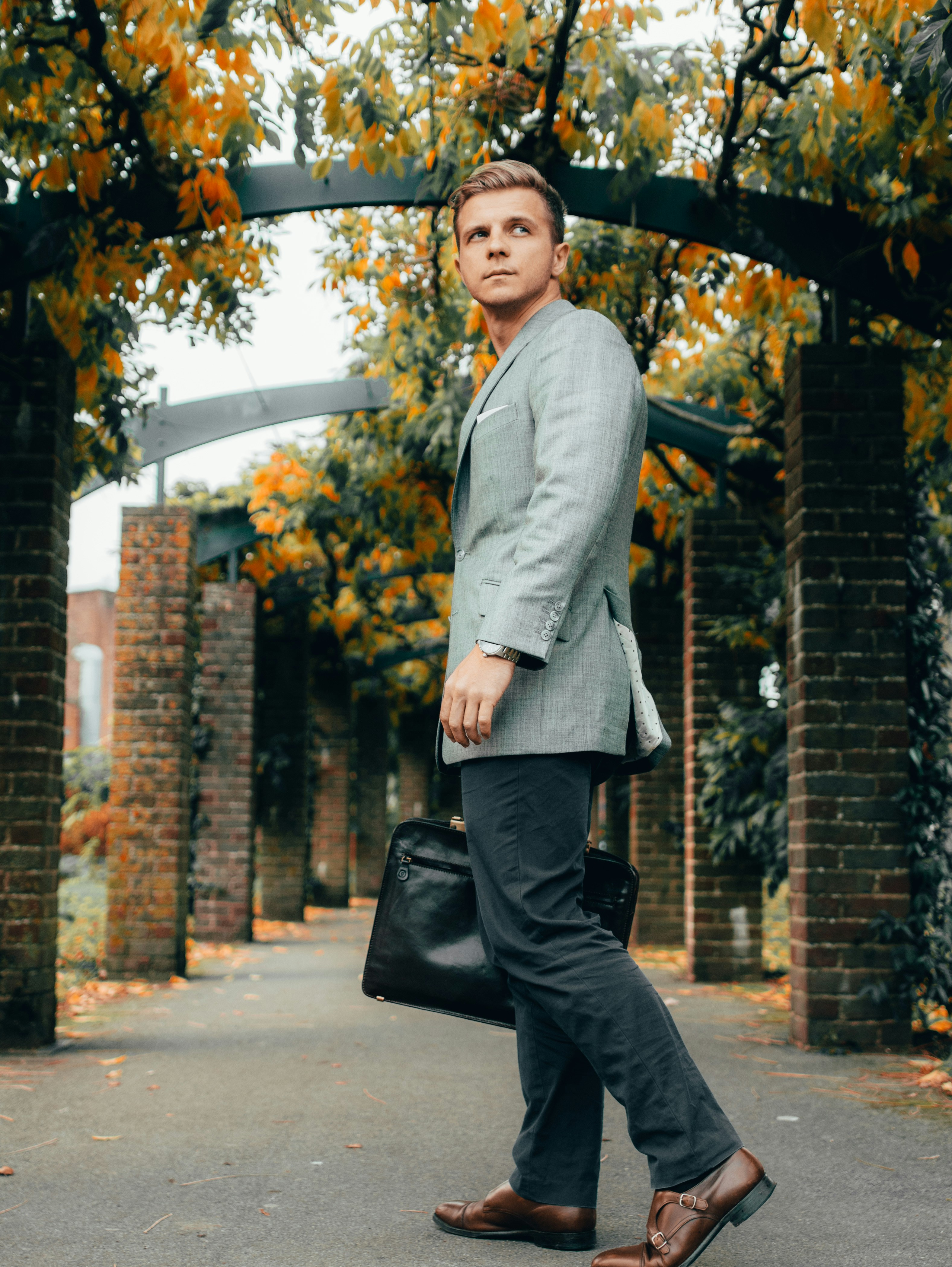 Schau dir dieses erstaunliche Video an!