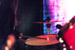 Tom Drum Hits