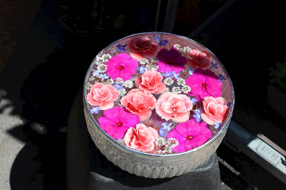 round pink flowers container