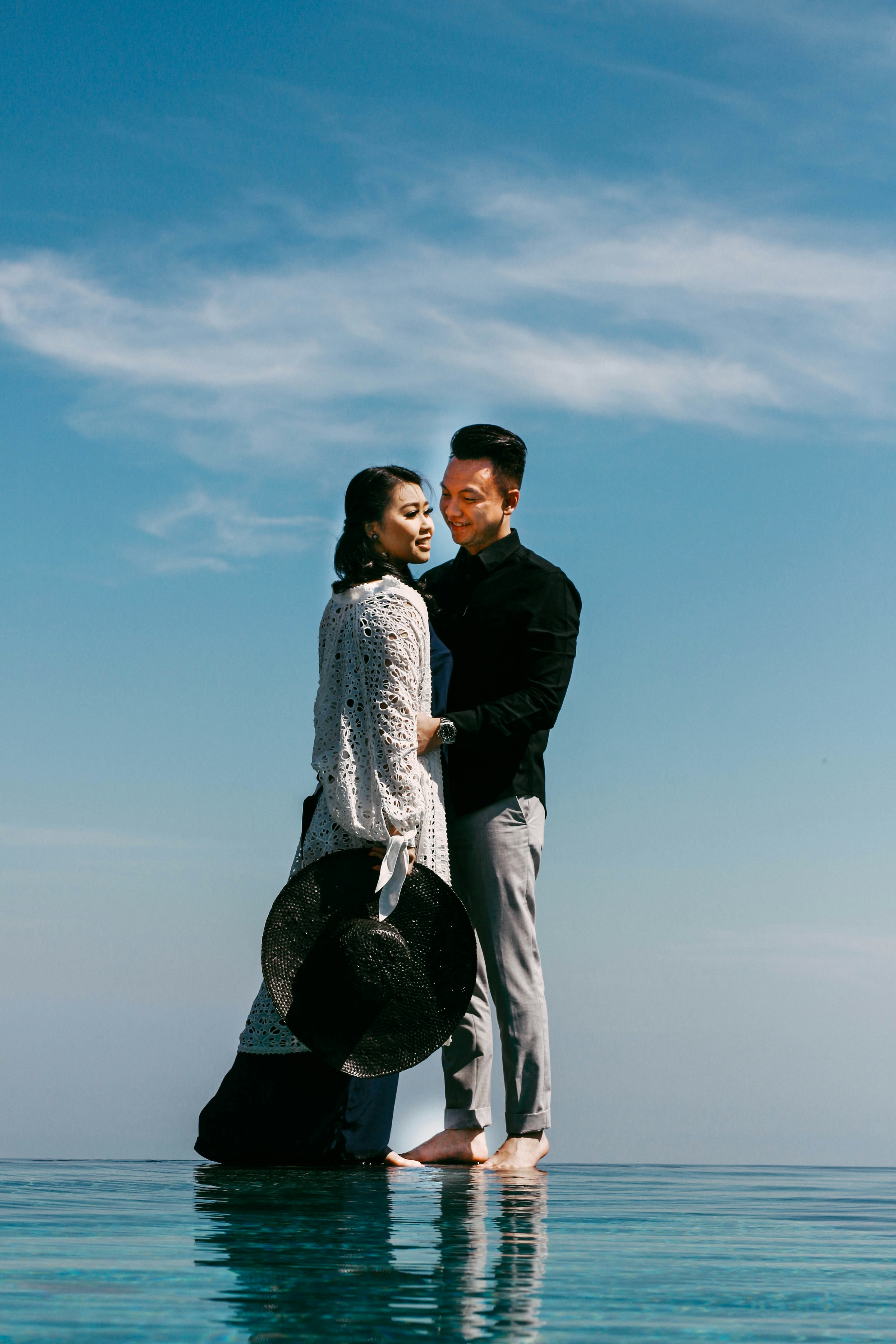 Standing beside you. Full body gender detection. Standing beside you. Standing beside you. Человек у стены фото.