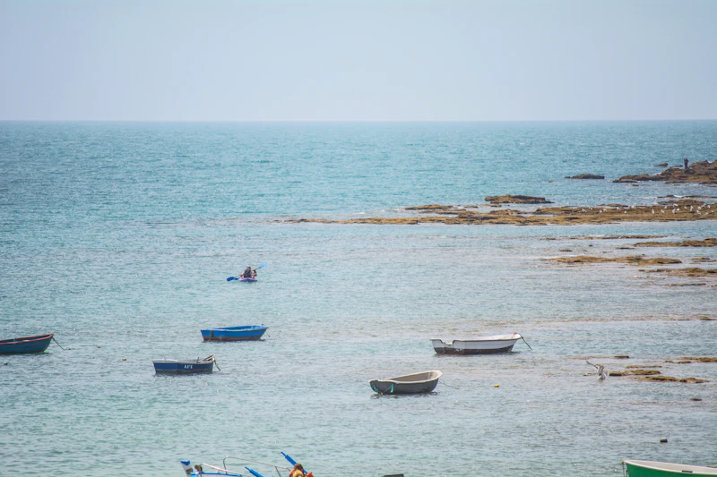 Best Family Beaches Near Cadiz: Calm Water, Shade, and No Nasty Surprises
