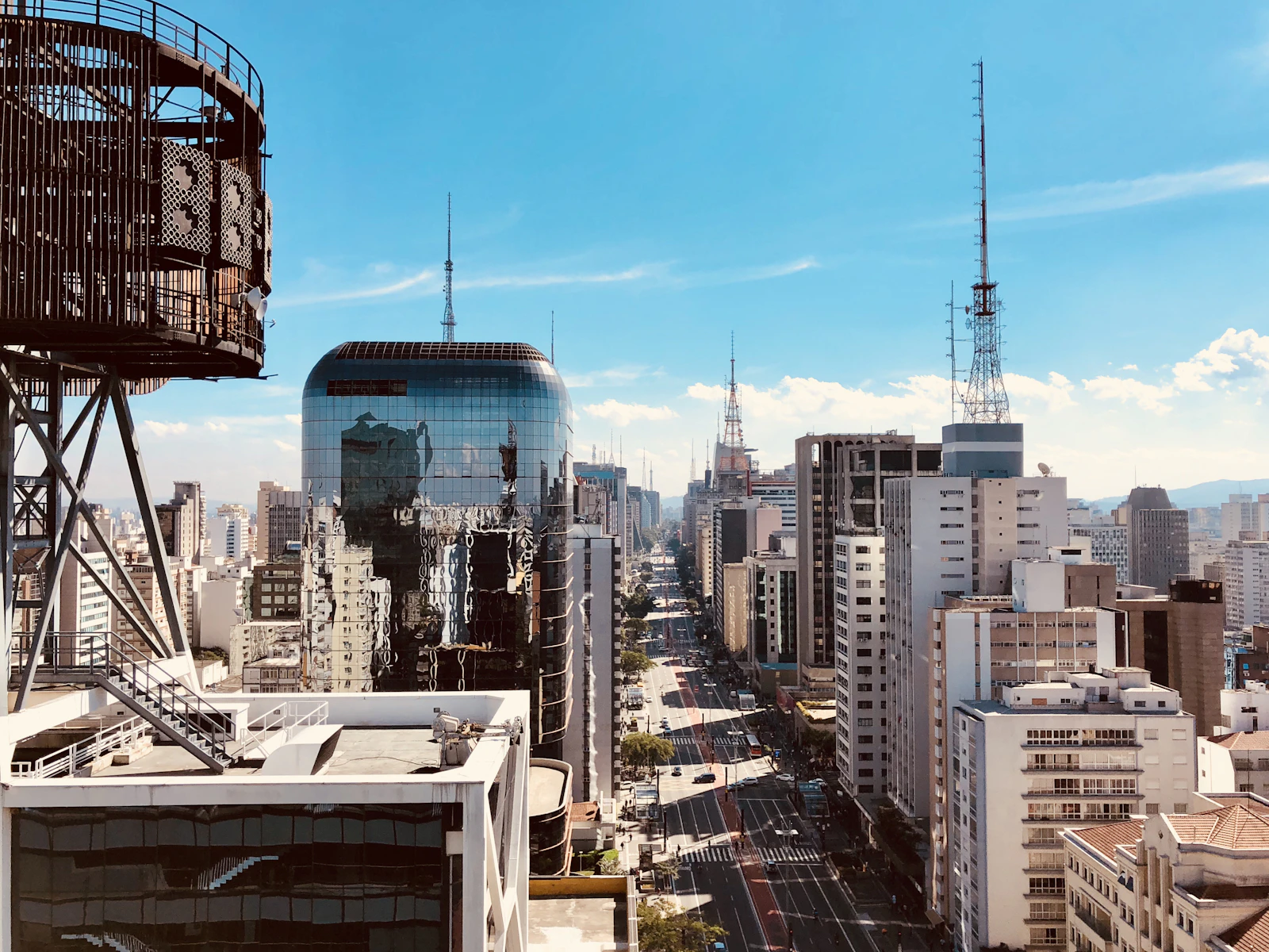 Skyline de São Paulo — LD Desentupidora atende toda capital, Litoral e Regiões Próximas