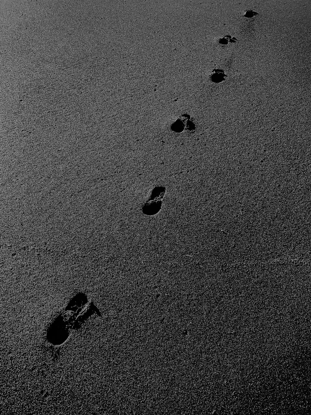 sand with footprints