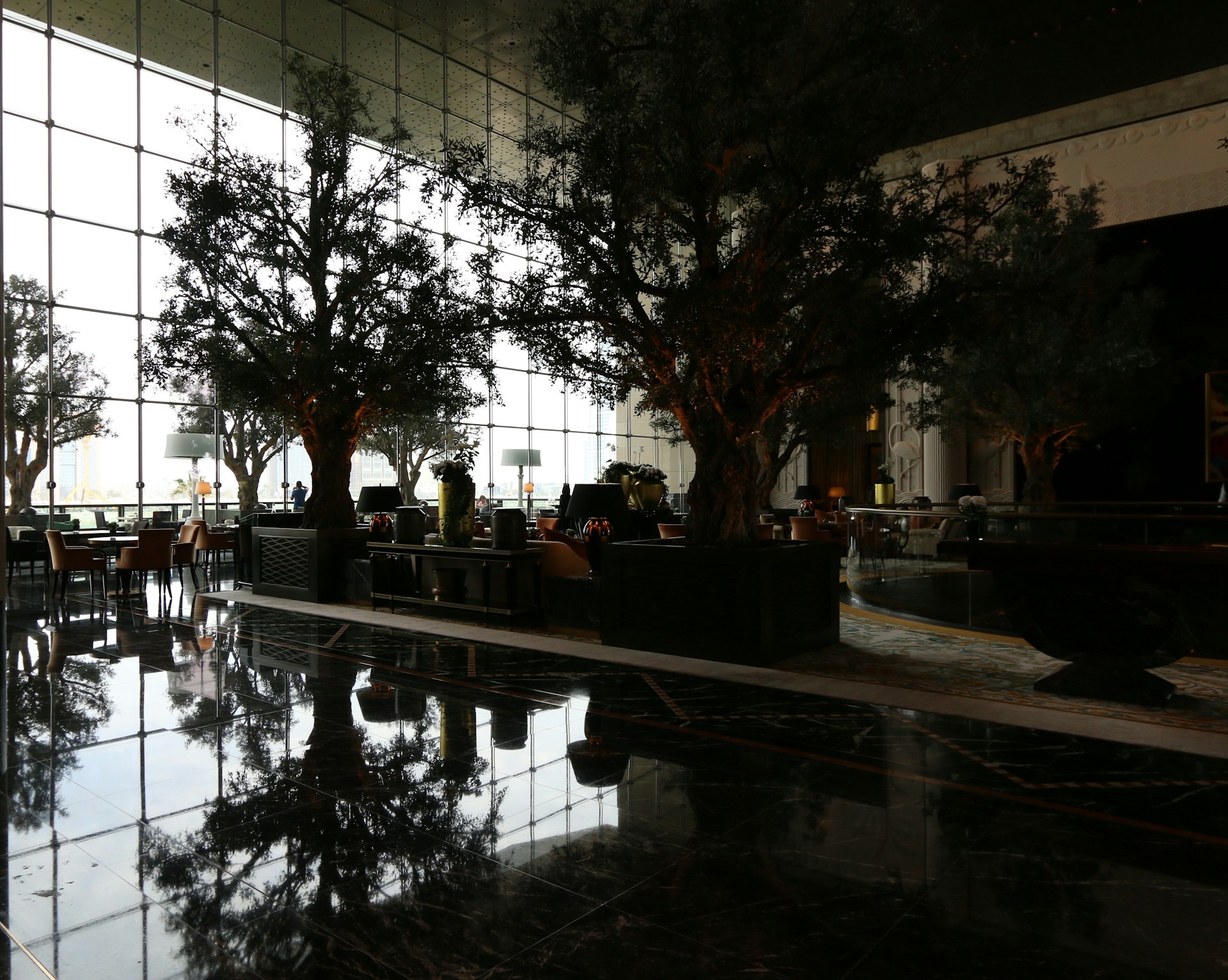 black and white bed linen