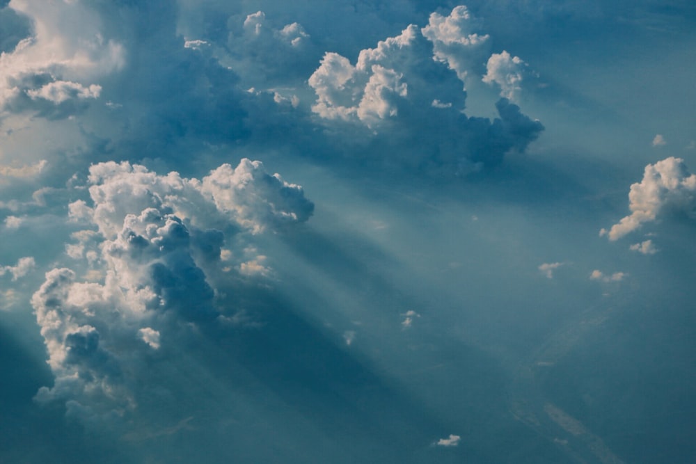 nuvens cumulus brancas