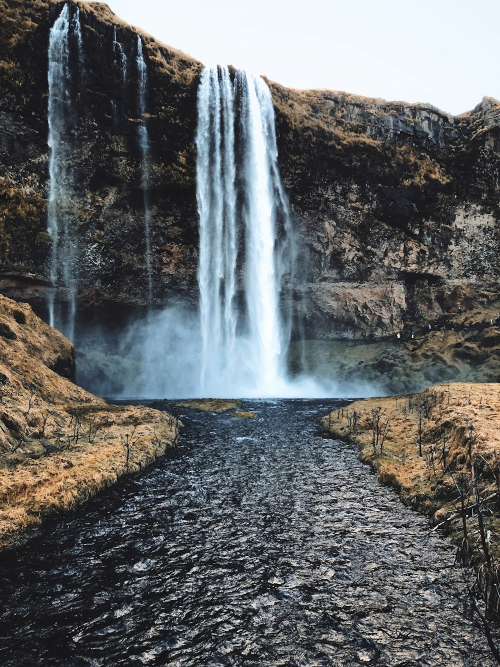 waterfalls at daytime