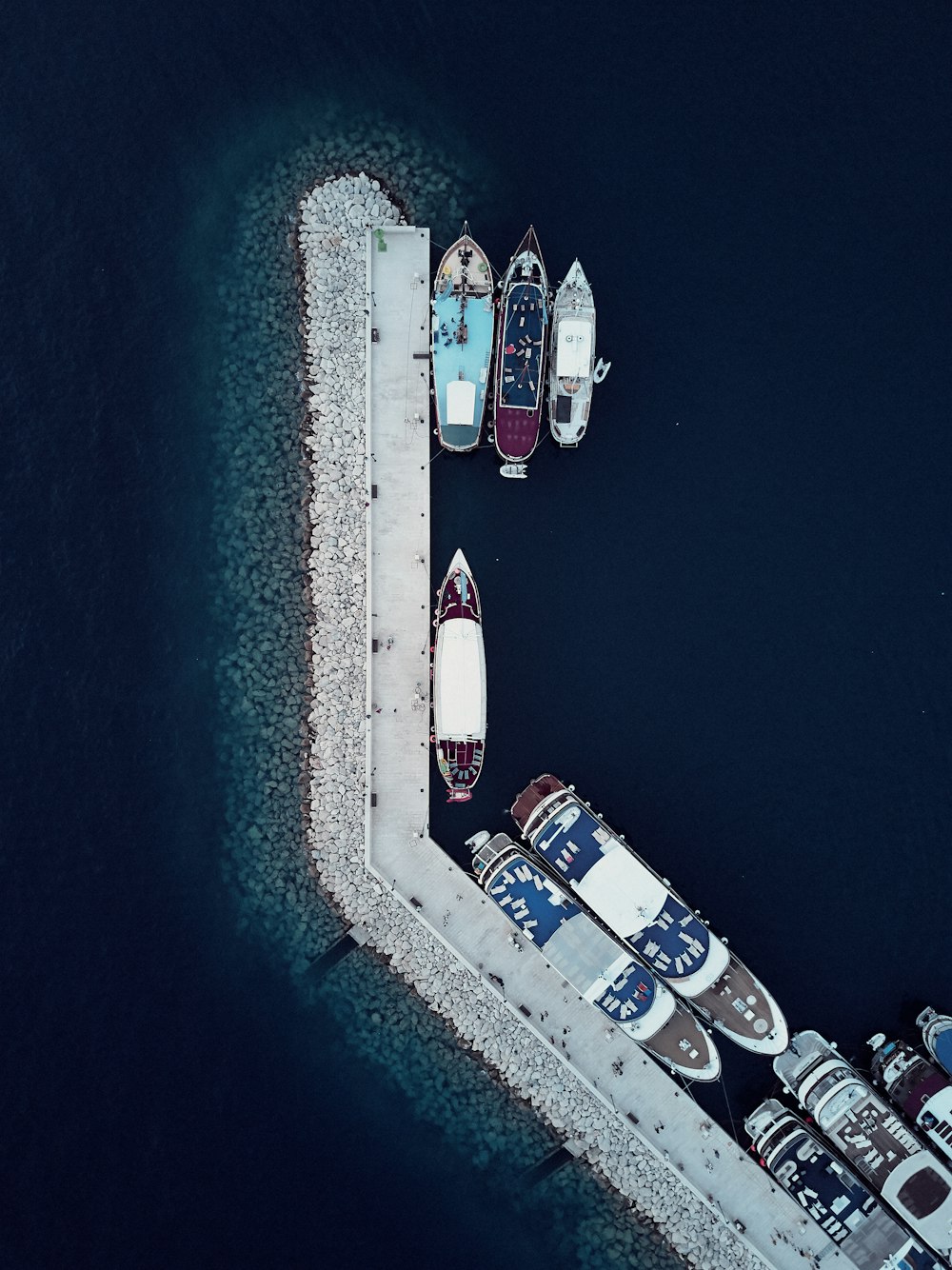 Fotografía aérea del puerto del barco