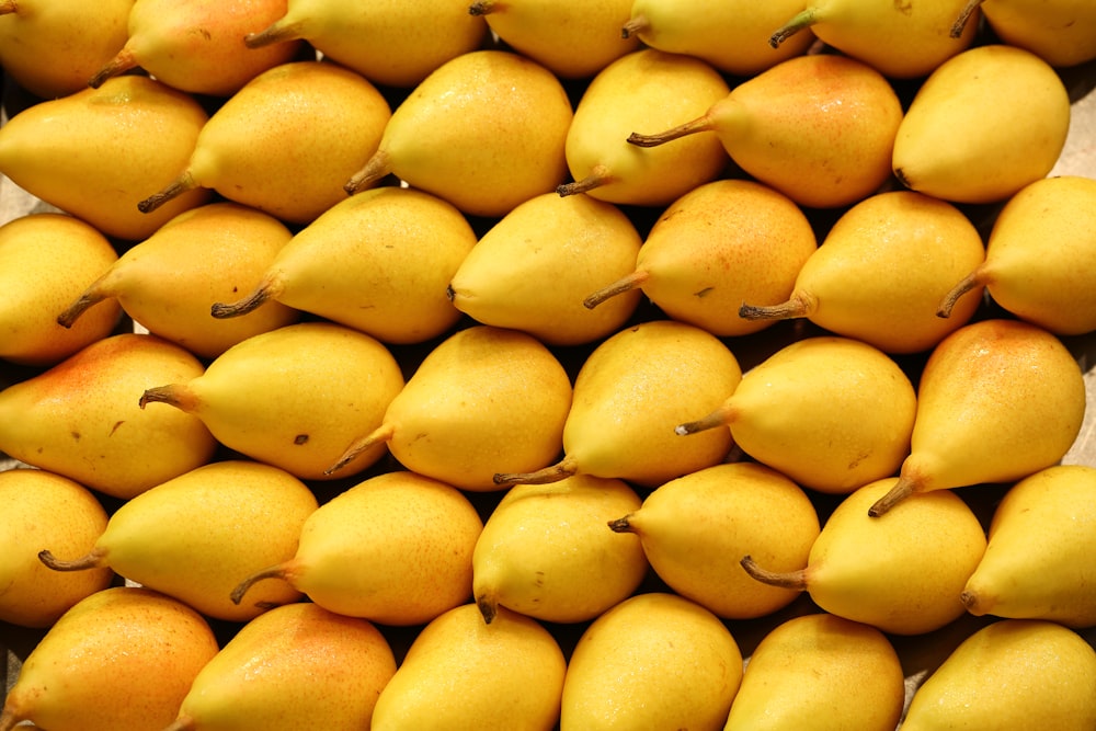 yellow fruit lot