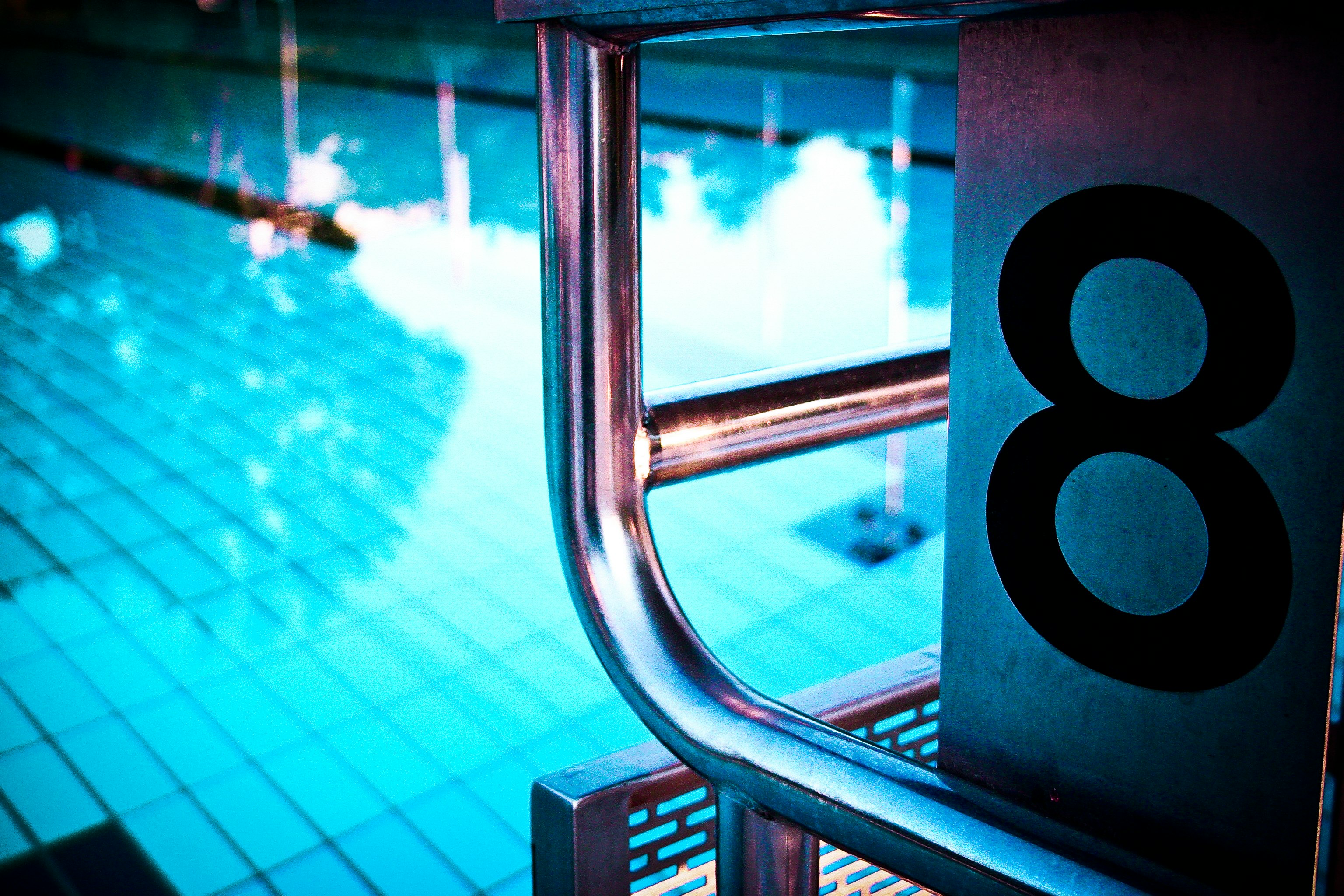 number 8 on pool