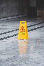 yellow clip sign