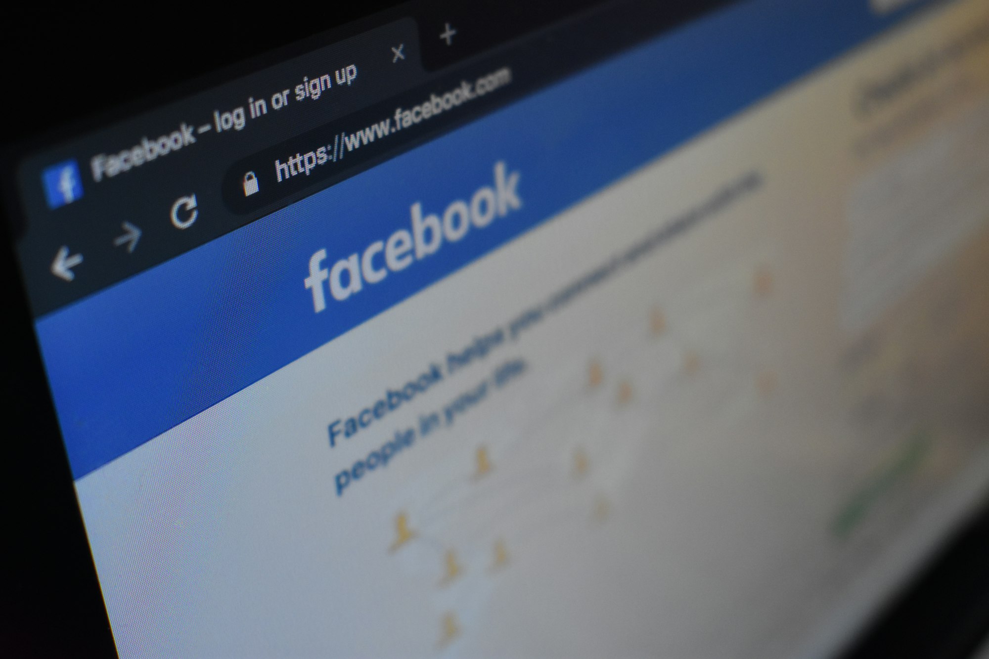 Facebook zakáže podvodná videa vytvořená pomocí umělé inteligence