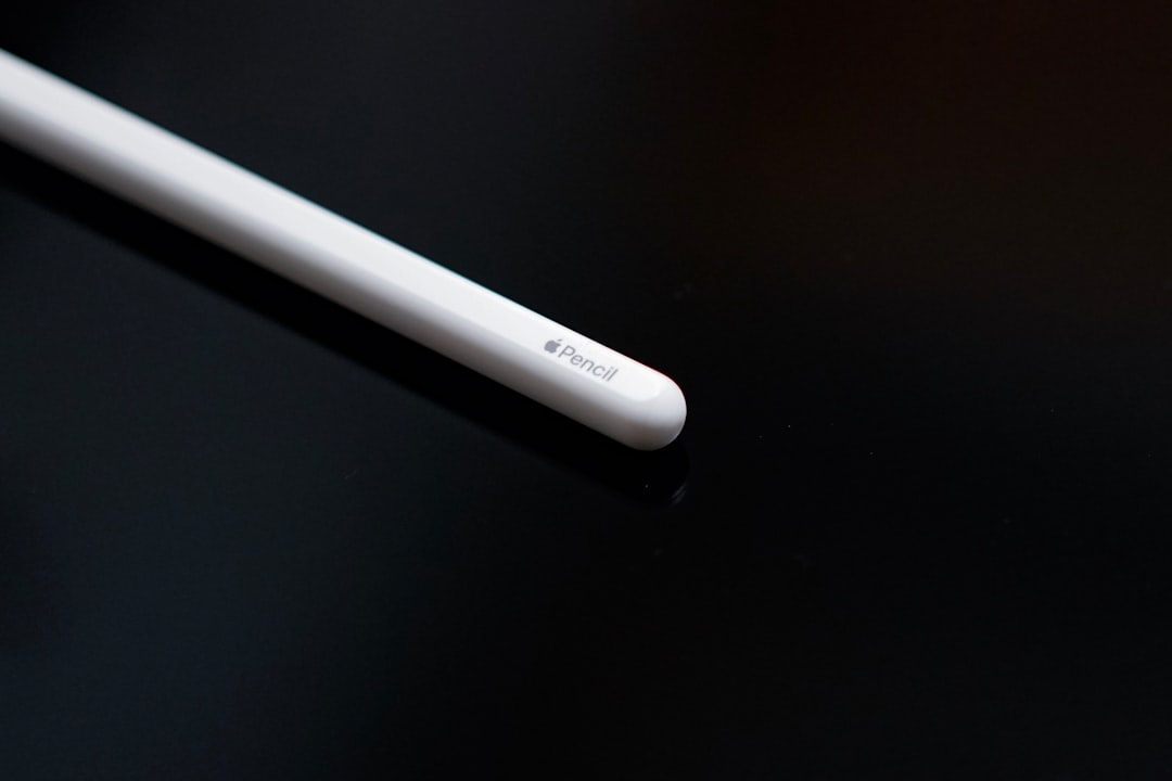 Стилус Apple Pencil. Apple Pencil 1 поколения. Стилус Apple Pencil 2015. Apple Pencil 2 White.