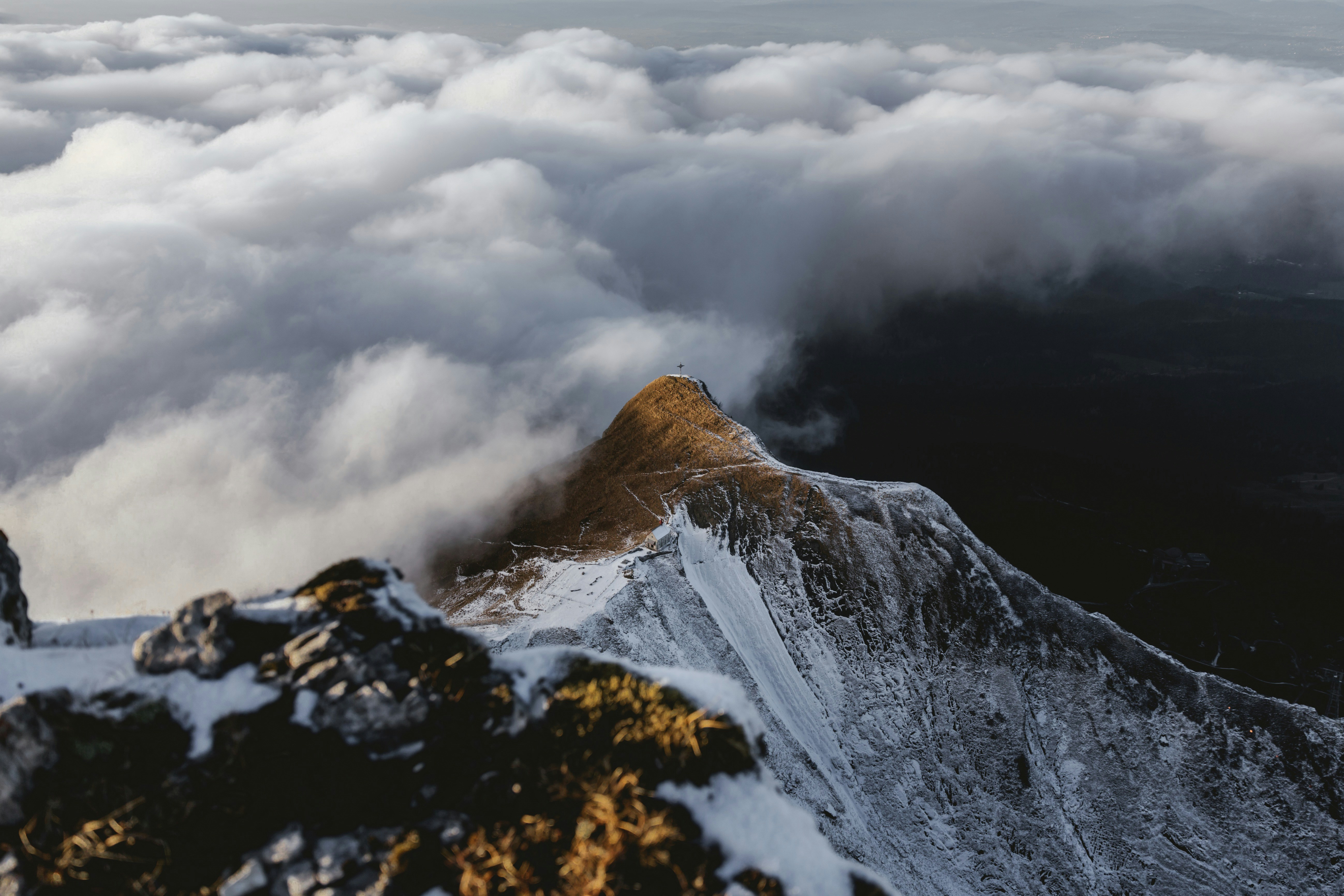 Snow covered mountain under grey clouds - null wallpaper in 5194x3463 resolution