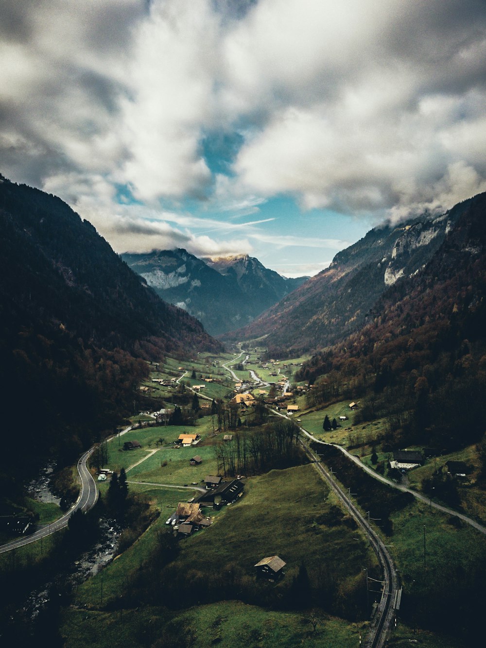 houses near mountains