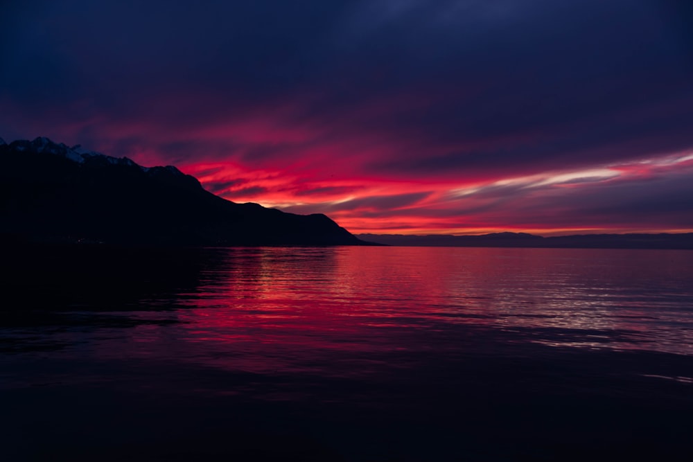 calm sea during sunset view