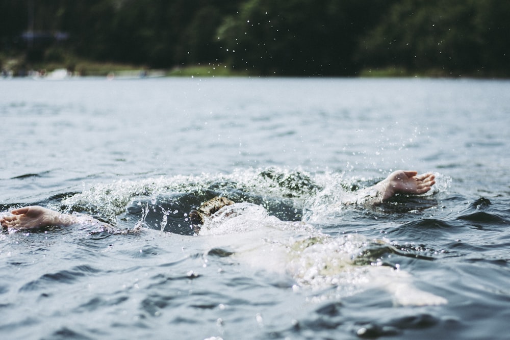 personne sous l’eau