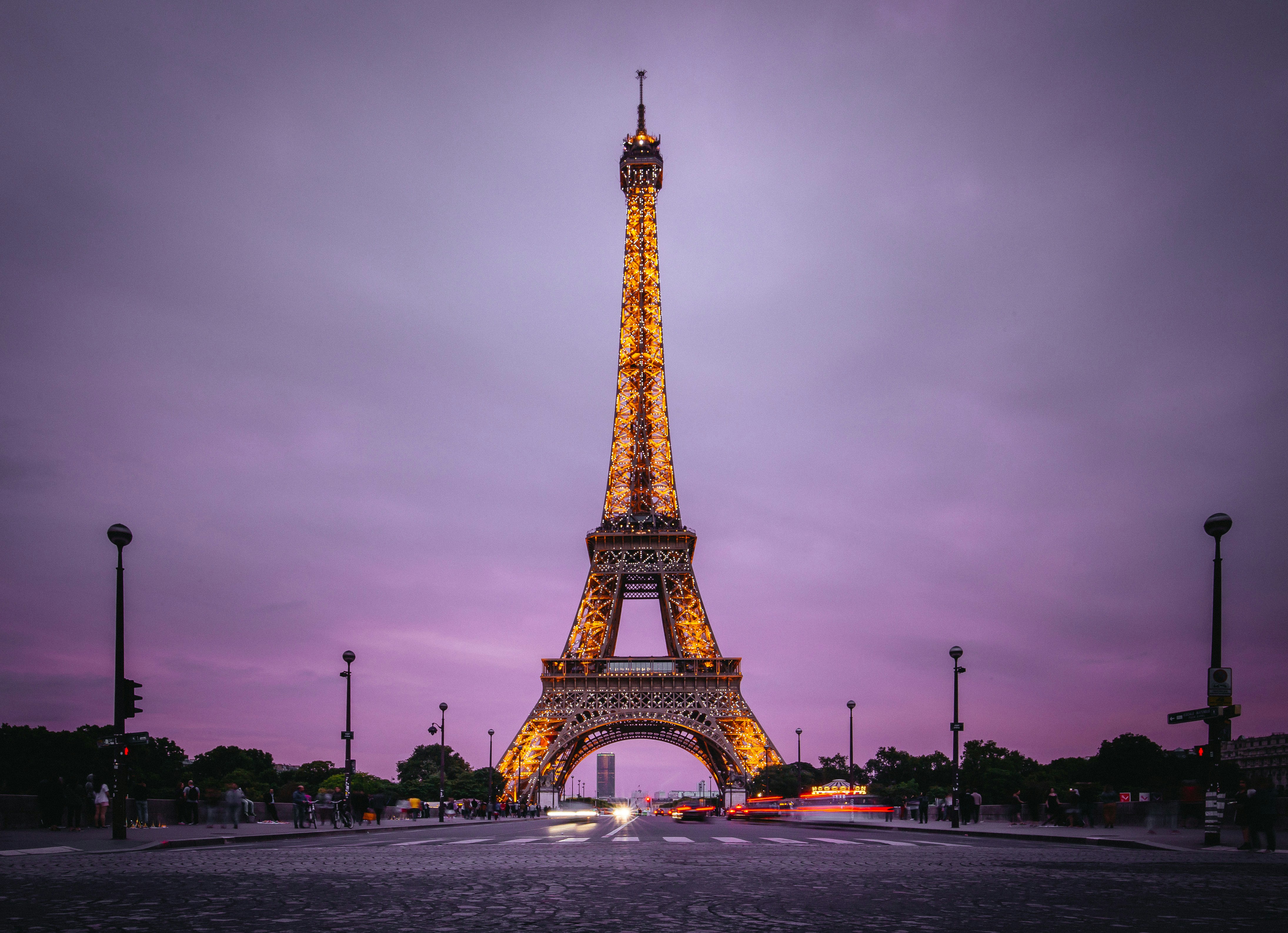 Featured image of post Background Eiffel Tower Wallpaper For Laptop Choose from the best collection of eiffel tower pictures and images for your project
