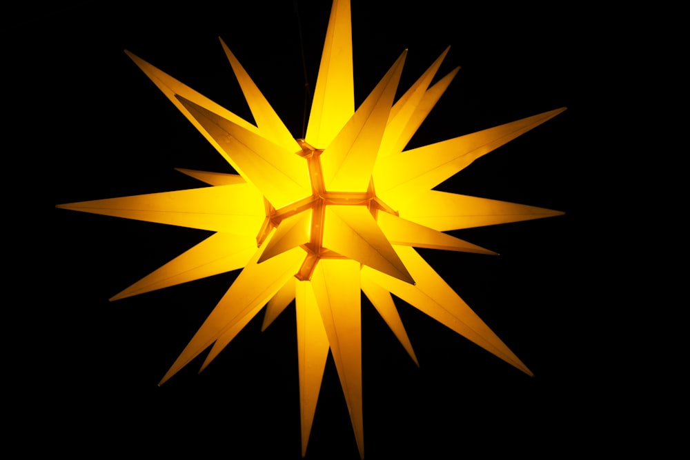 yellow star wallpaper