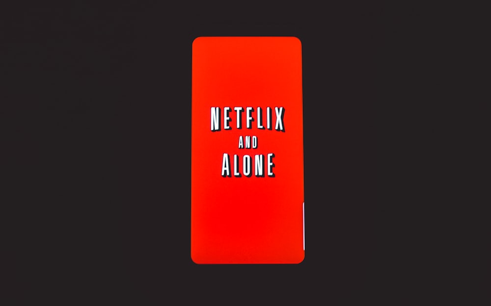 Logotipo de Netfix y Alone