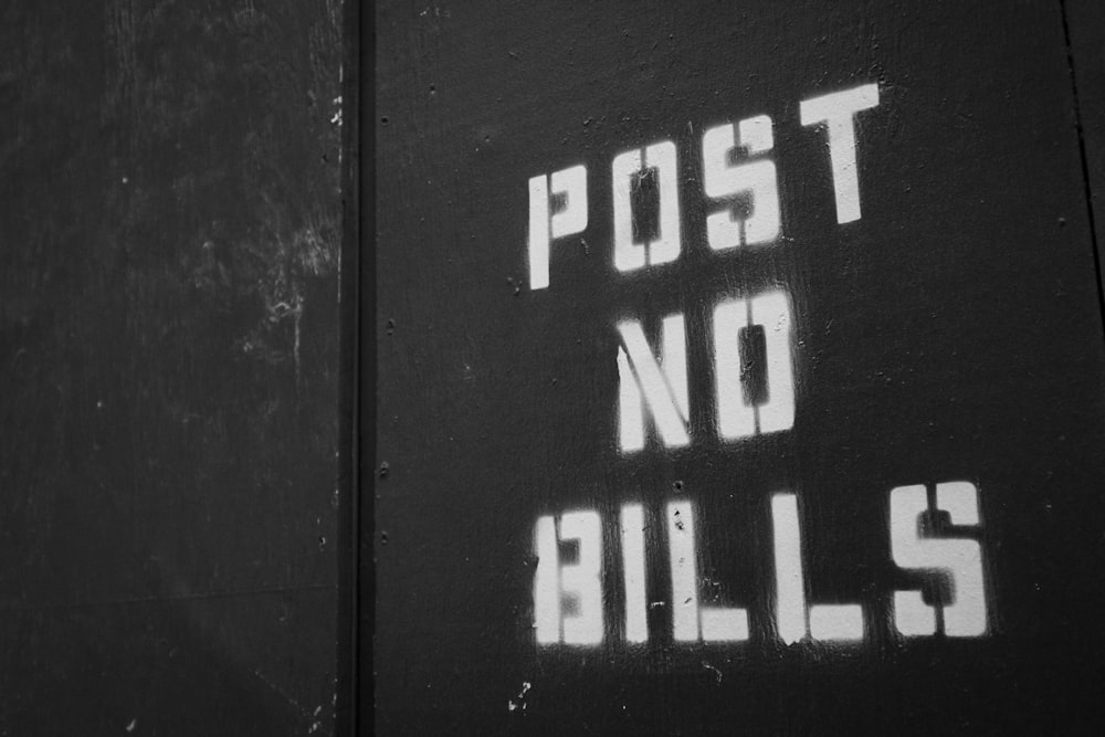Post No Bills signage