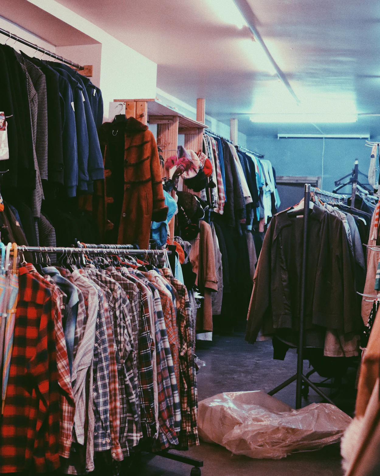 Rehang | Good clothes, second rounds
