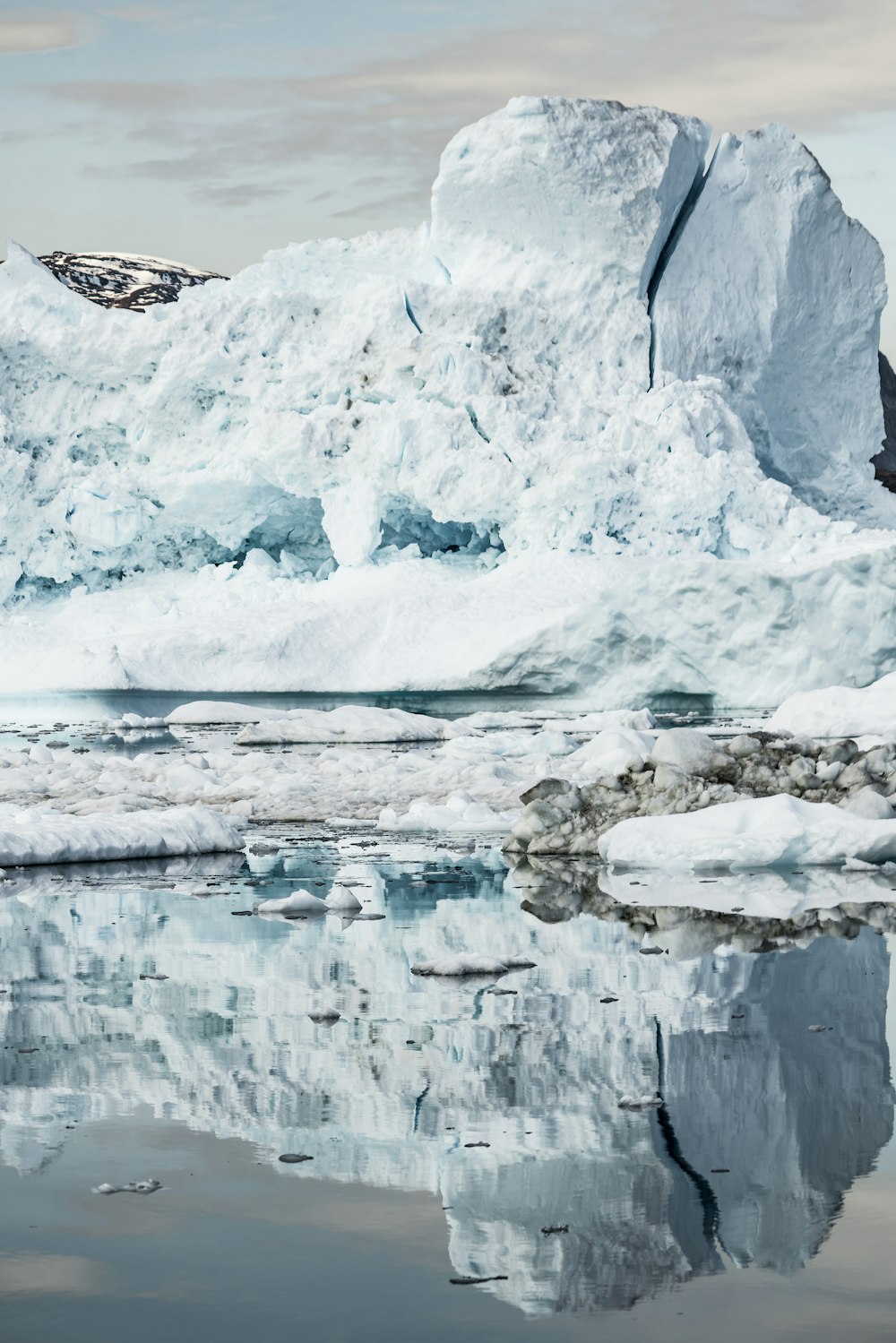 icy mountain scenery