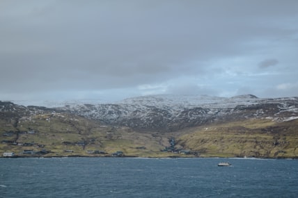Cruising Eyjafjörður port