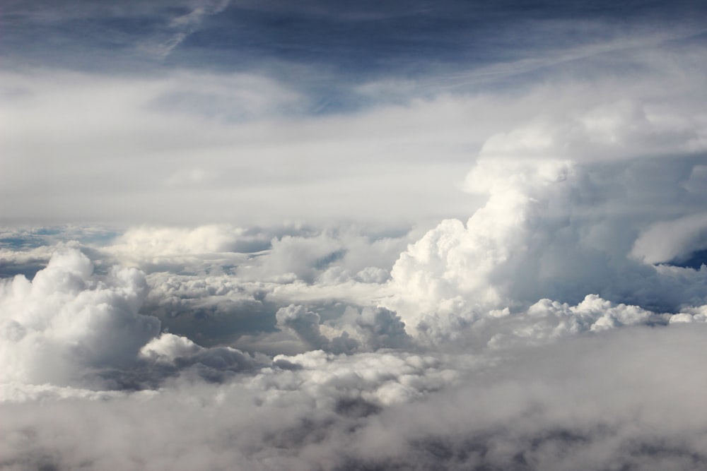 sea of clouds during daytime