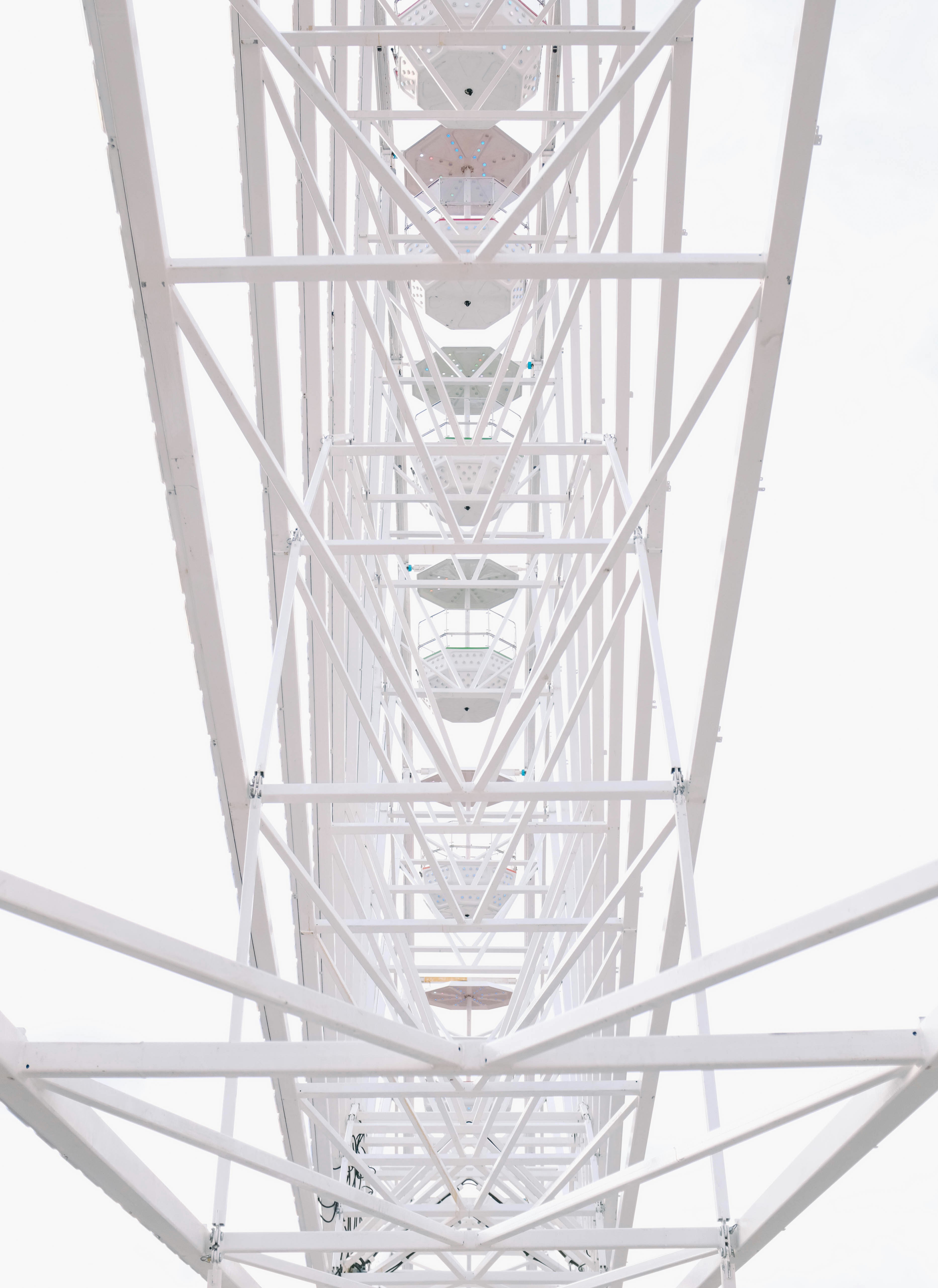 Photo by adrienolichon