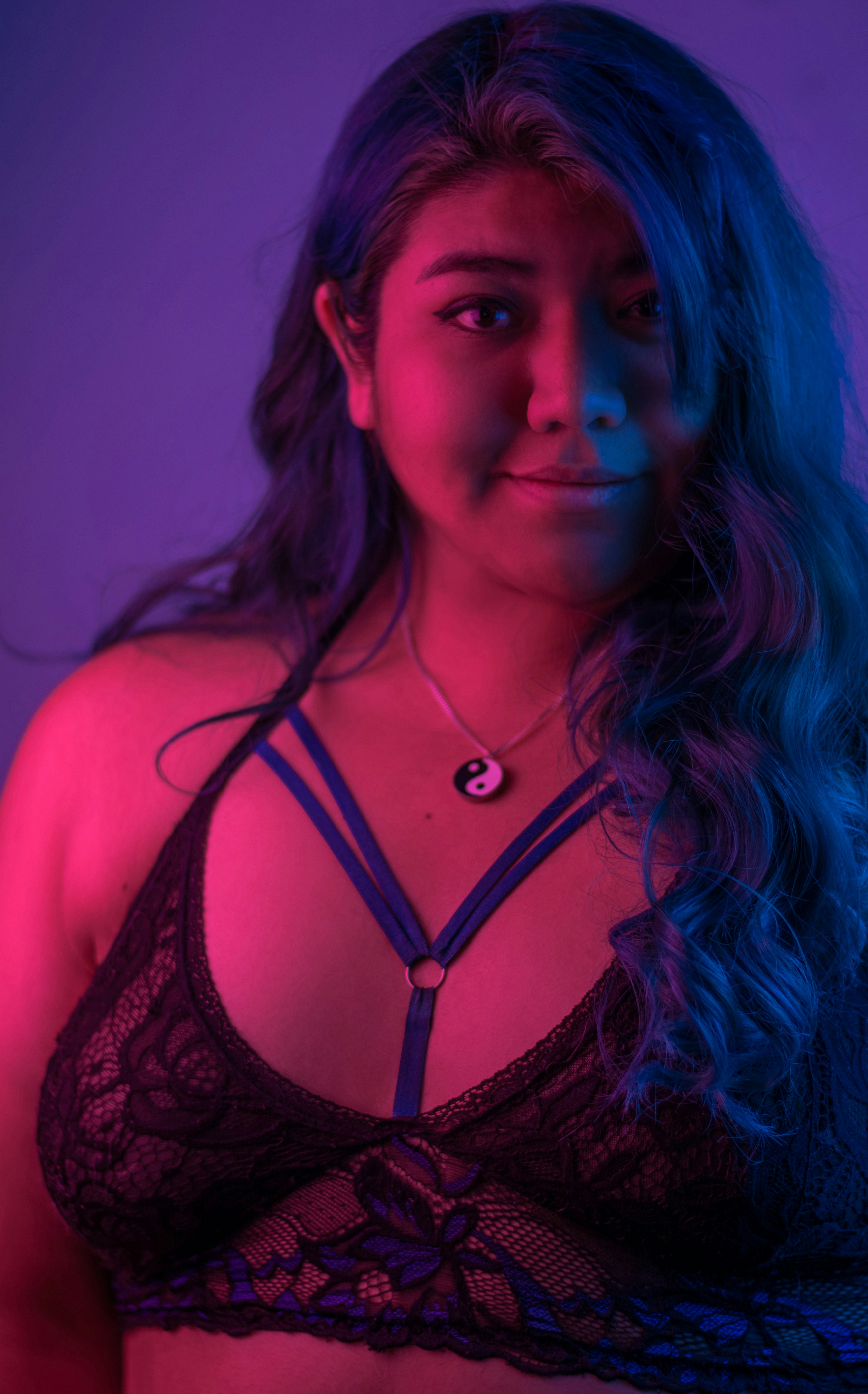 woman in black lace bralette