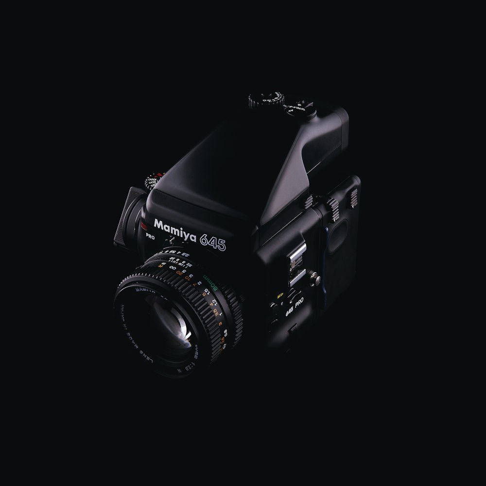 black Mamiya 645