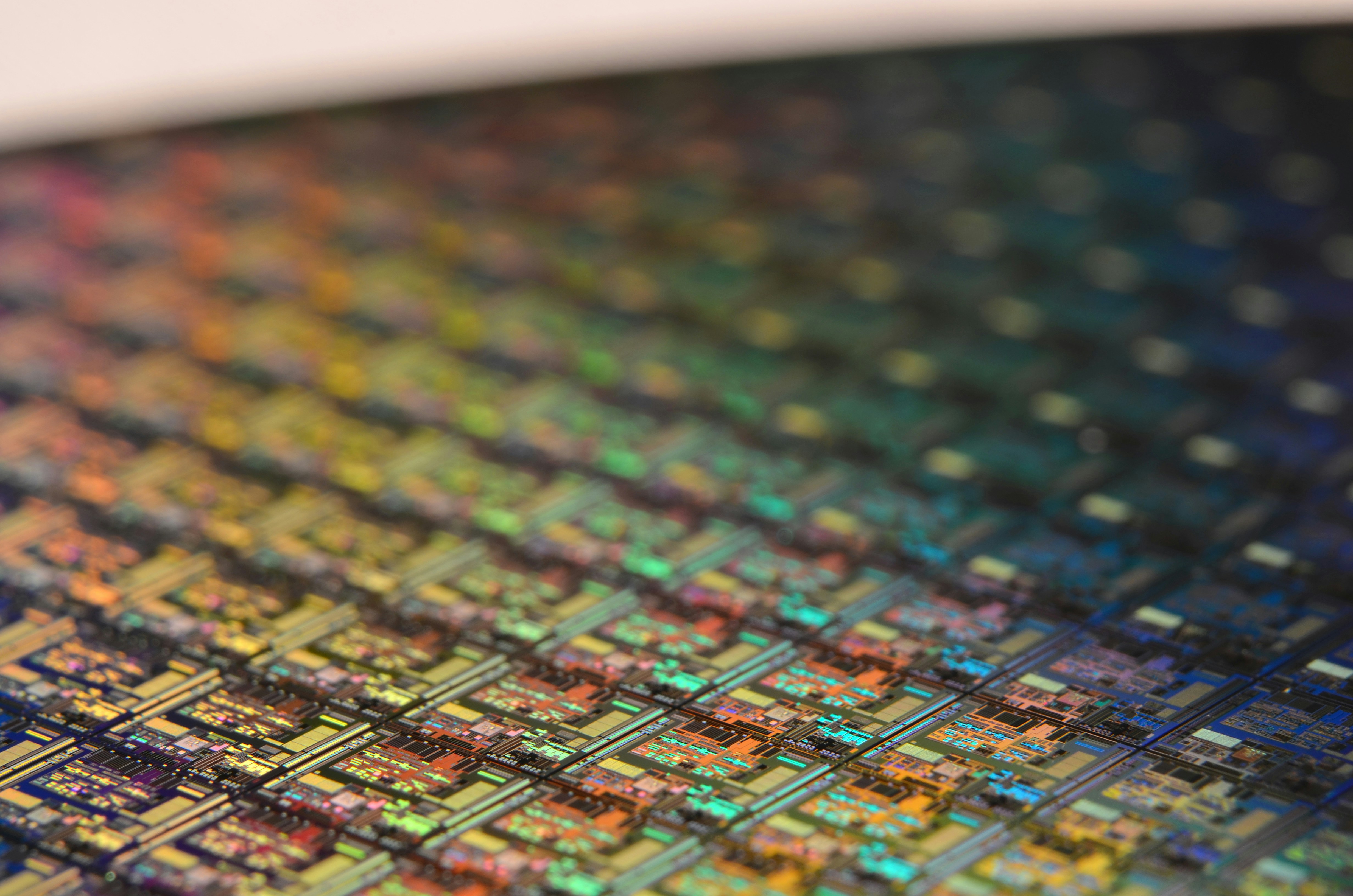 silicon semiconductor die macro photograph gold bond wires