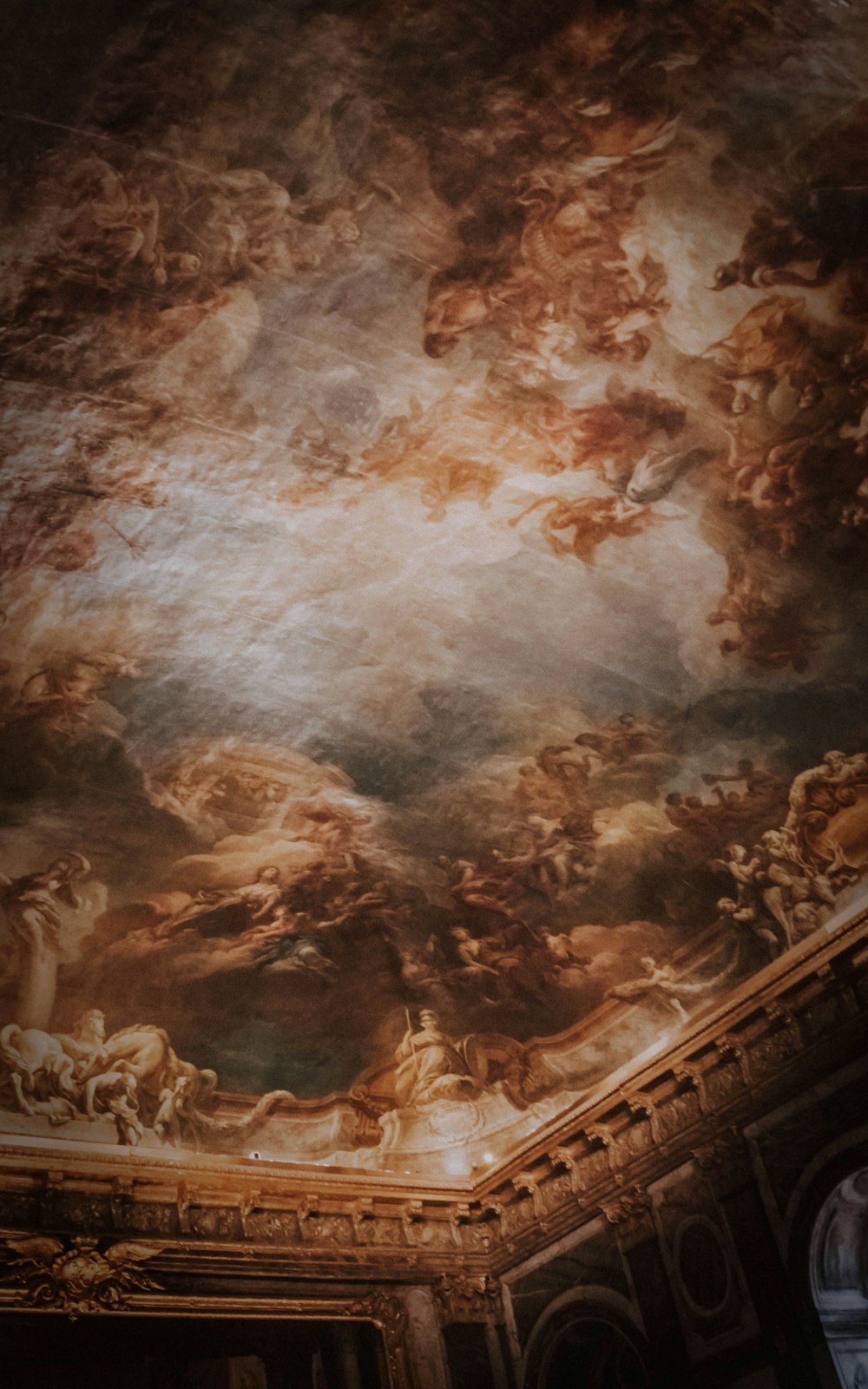 Brown And White Ceiling Art Photo Free Versailles Image On