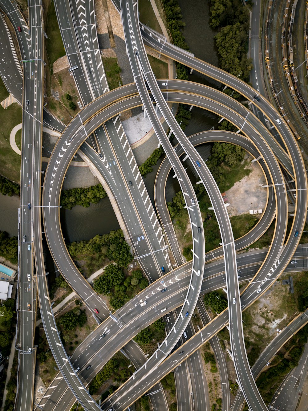Carretera de hormigón en fotografía aérea