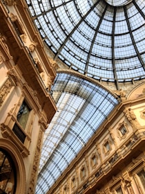 An immersive 360 panorama showcasing the grand lobby of a government building with intricate architectural details.