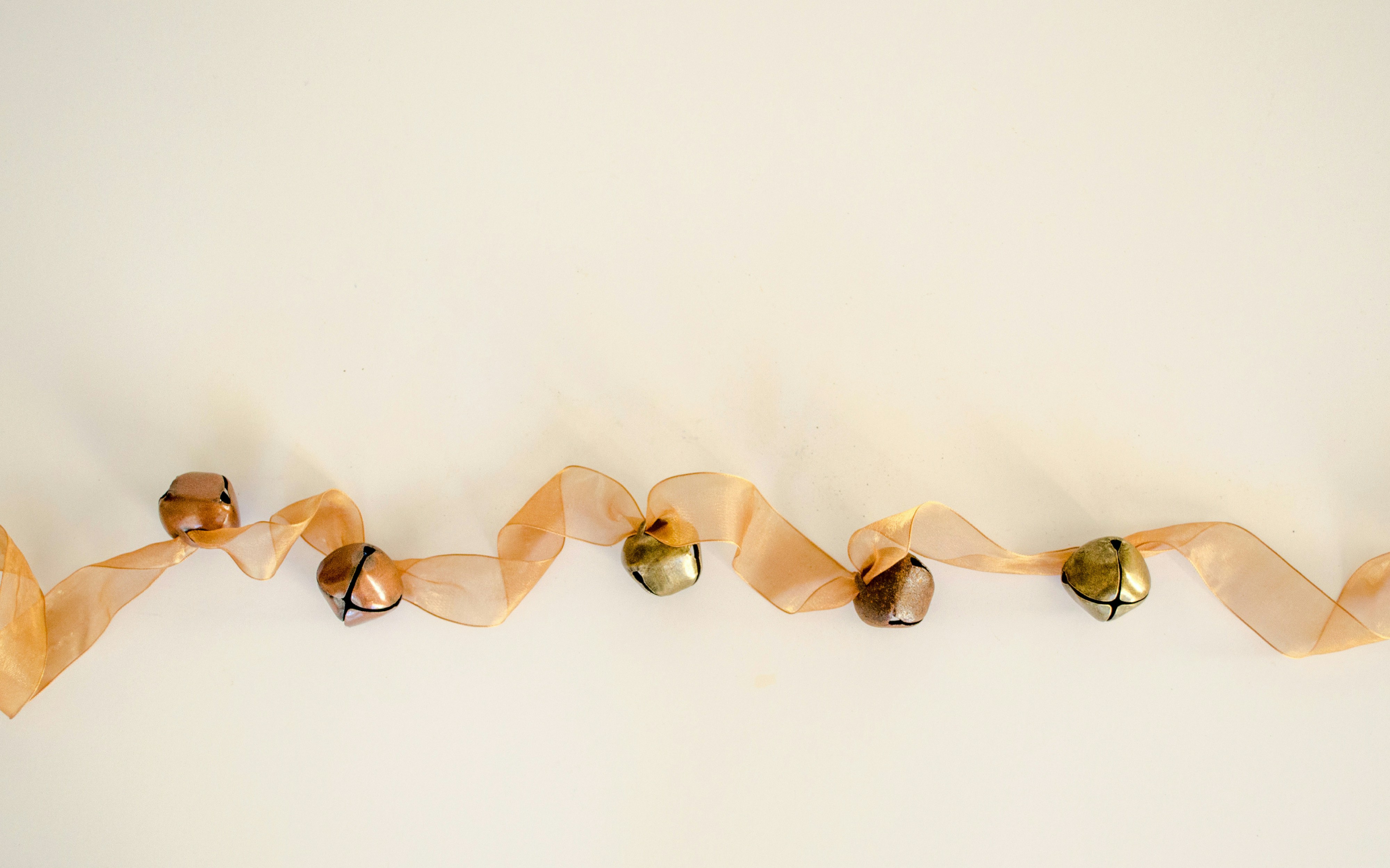 Beaded brown mesh strap